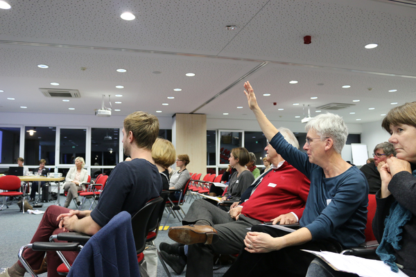 Foto mitgliederversammlung-4.jpg